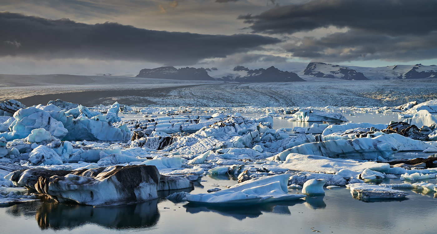 tourist attraction, Jokulsarlon, glacier ice lagoon, south-east Iceland, Iceland